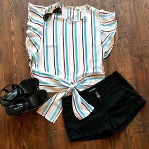 Express 2.25” Black Cuffed Chino Shorts